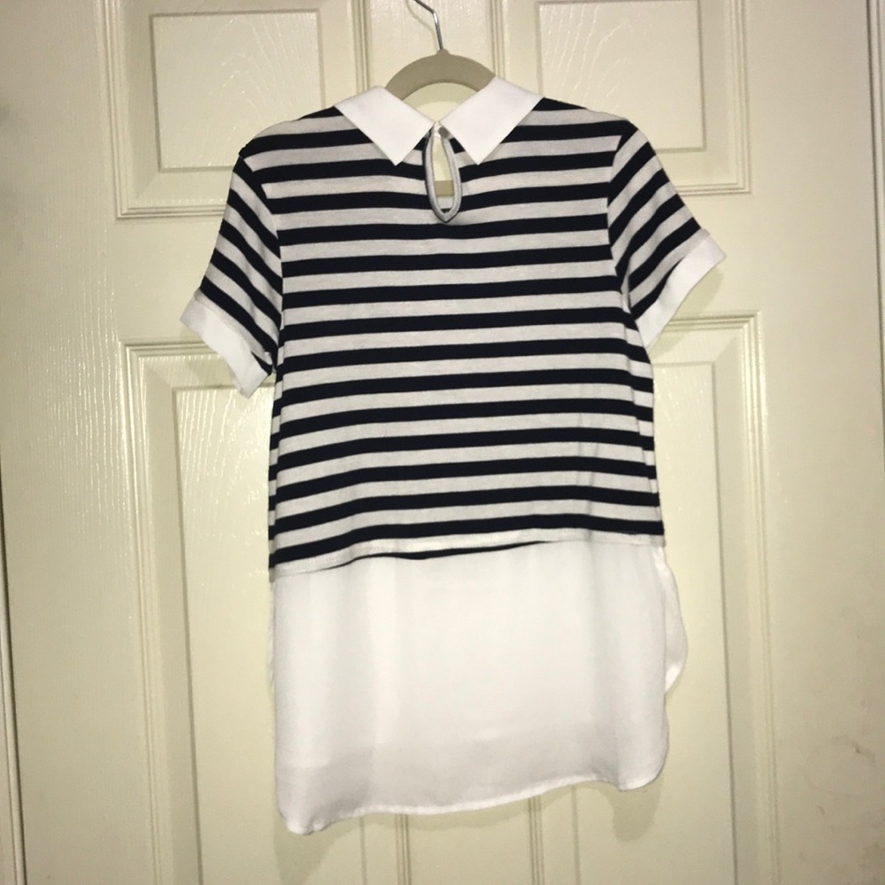 Collared top - Picture 2 of 3
